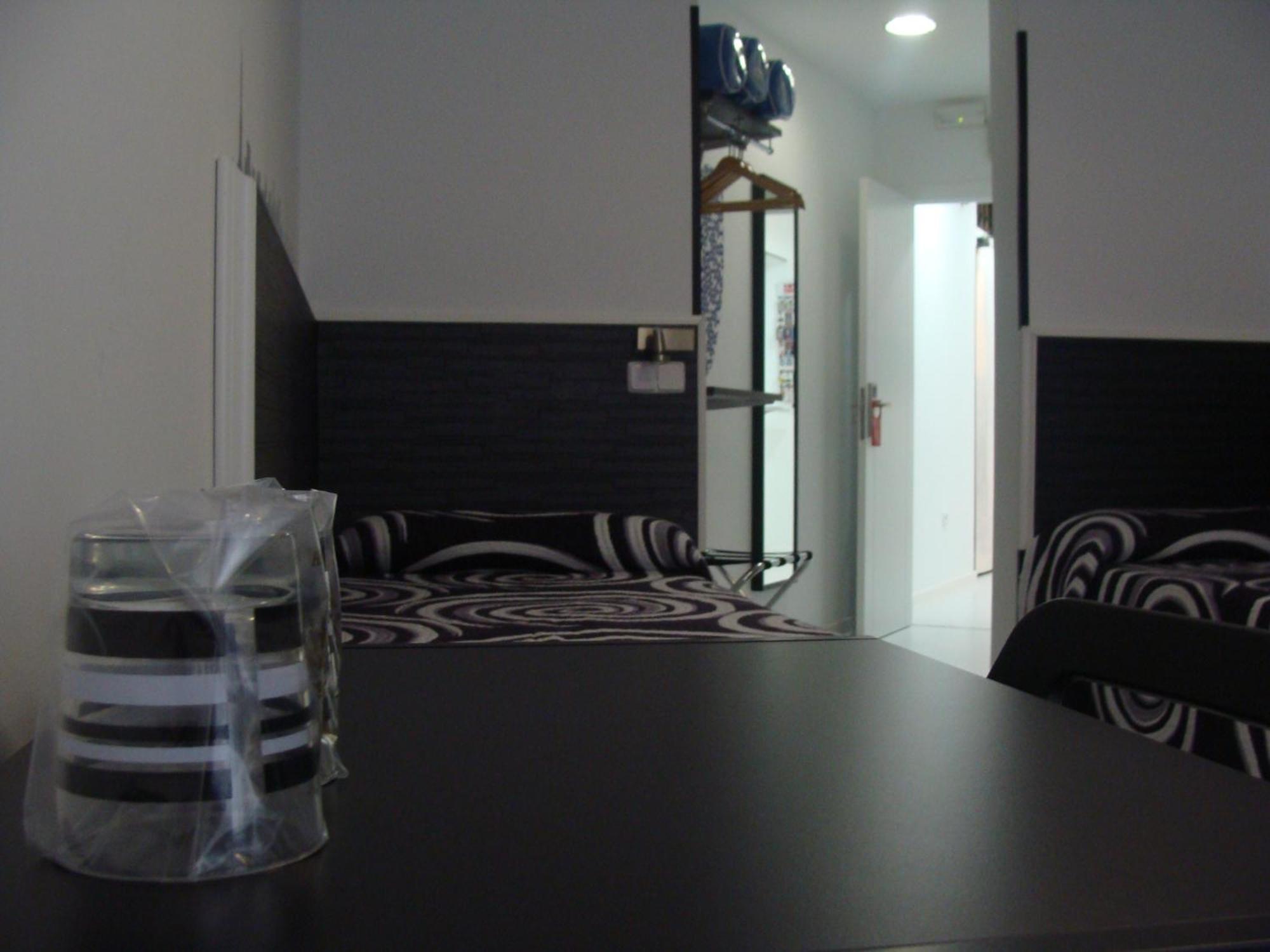 Hostal Jq Madrid 1 Dış mekan fotoğraf