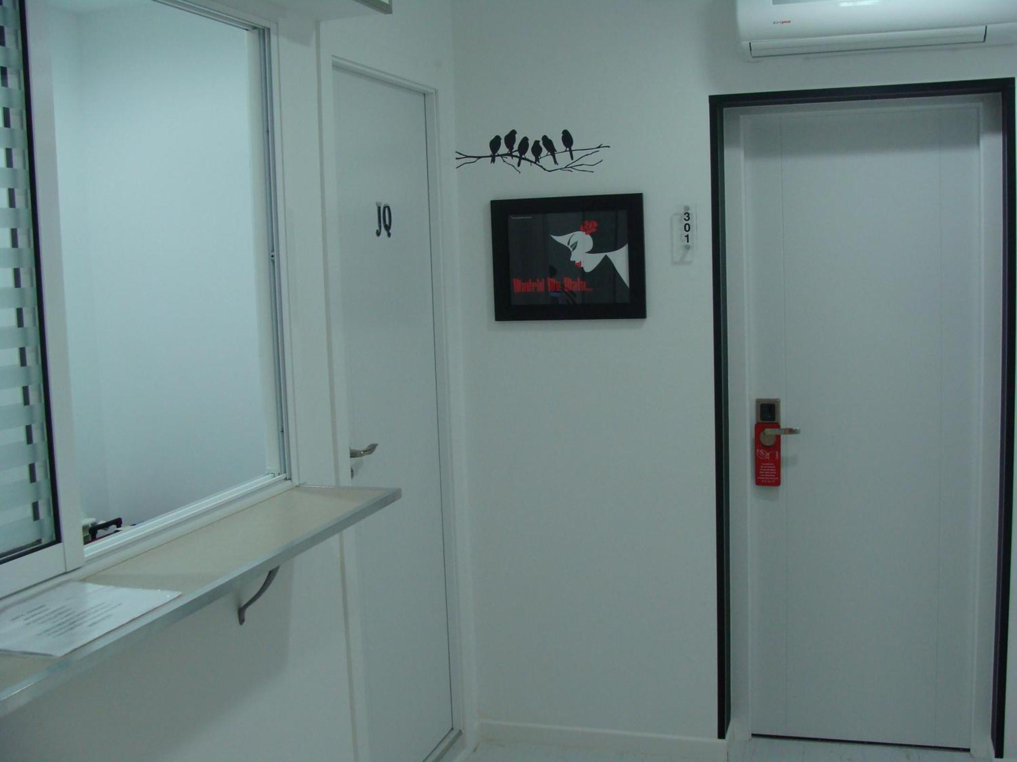 Hostal Jq Madrid 1 Dış mekan fotoğraf