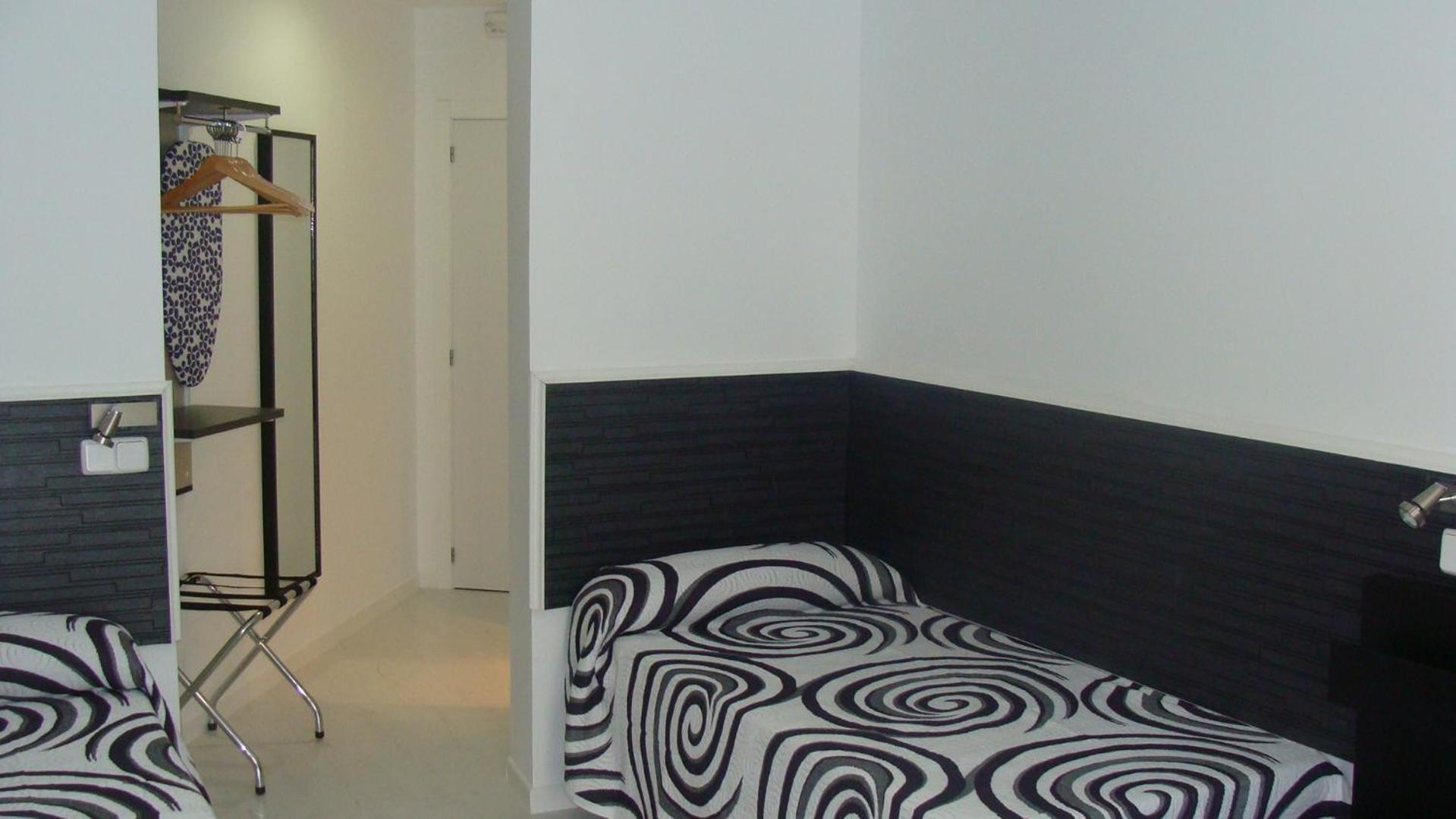 Hostal Jq Madrid 1 Dış mekan fotoğraf