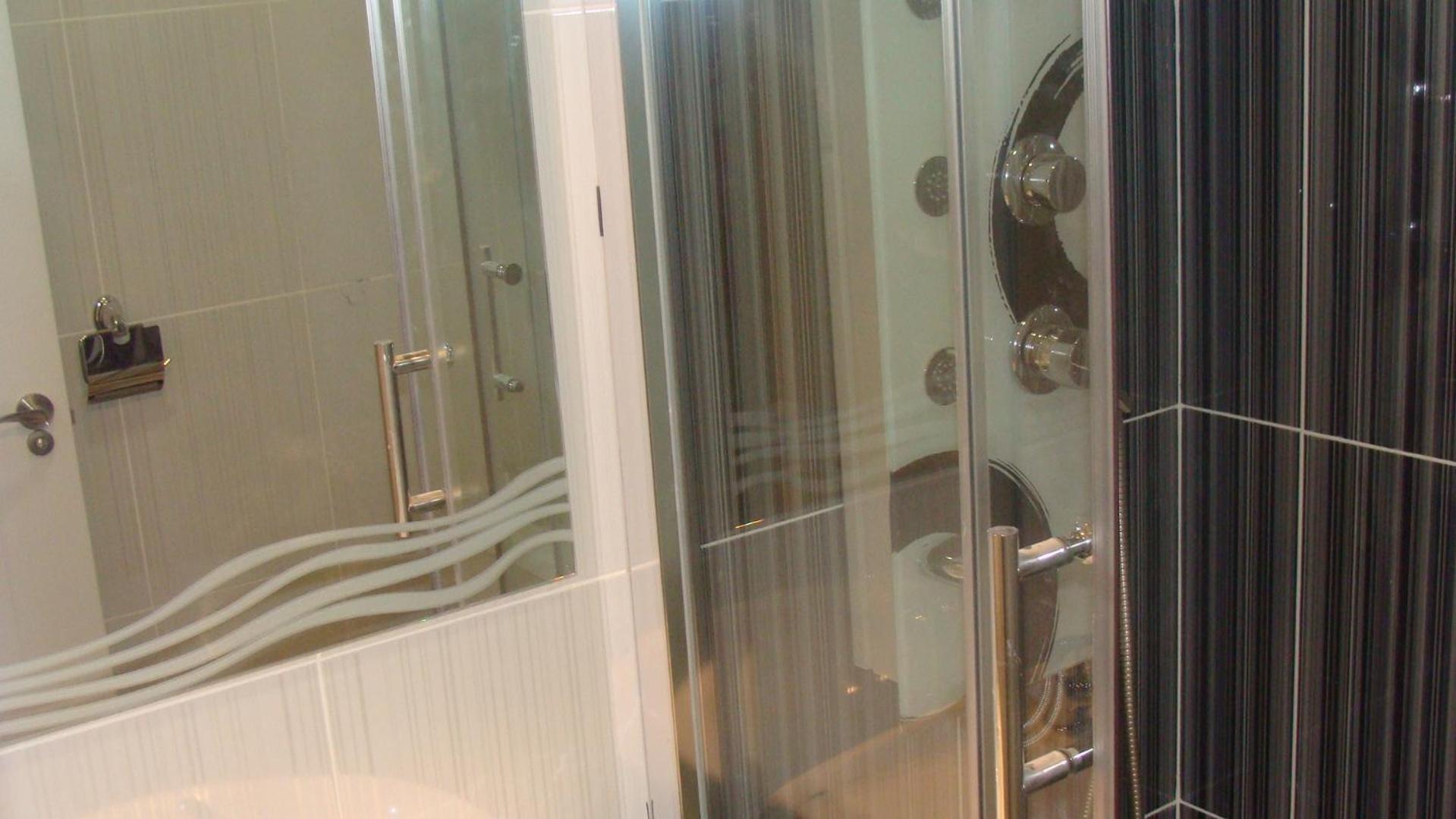 Hostal Jq Madrid 1 Dış mekan fotoğraf