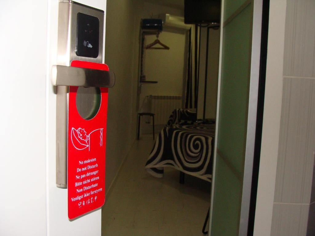 Hostal Jq Madrid 1 Oda fotoğraf