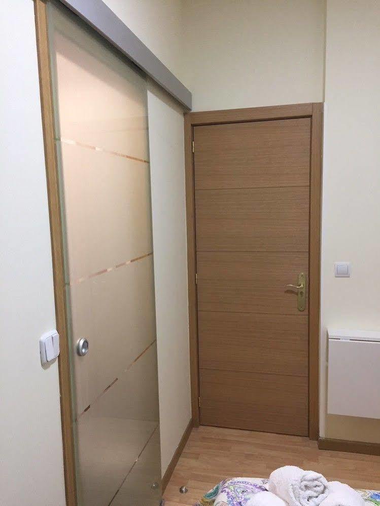 Hostal Jq Madrid 1 Dış mekan fotoğraf