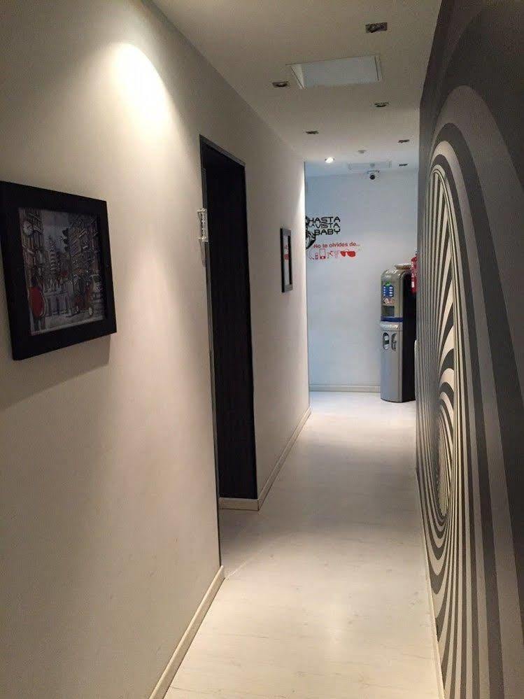 Hostal Jq Madrid 1 Dış mekan fotoğraf