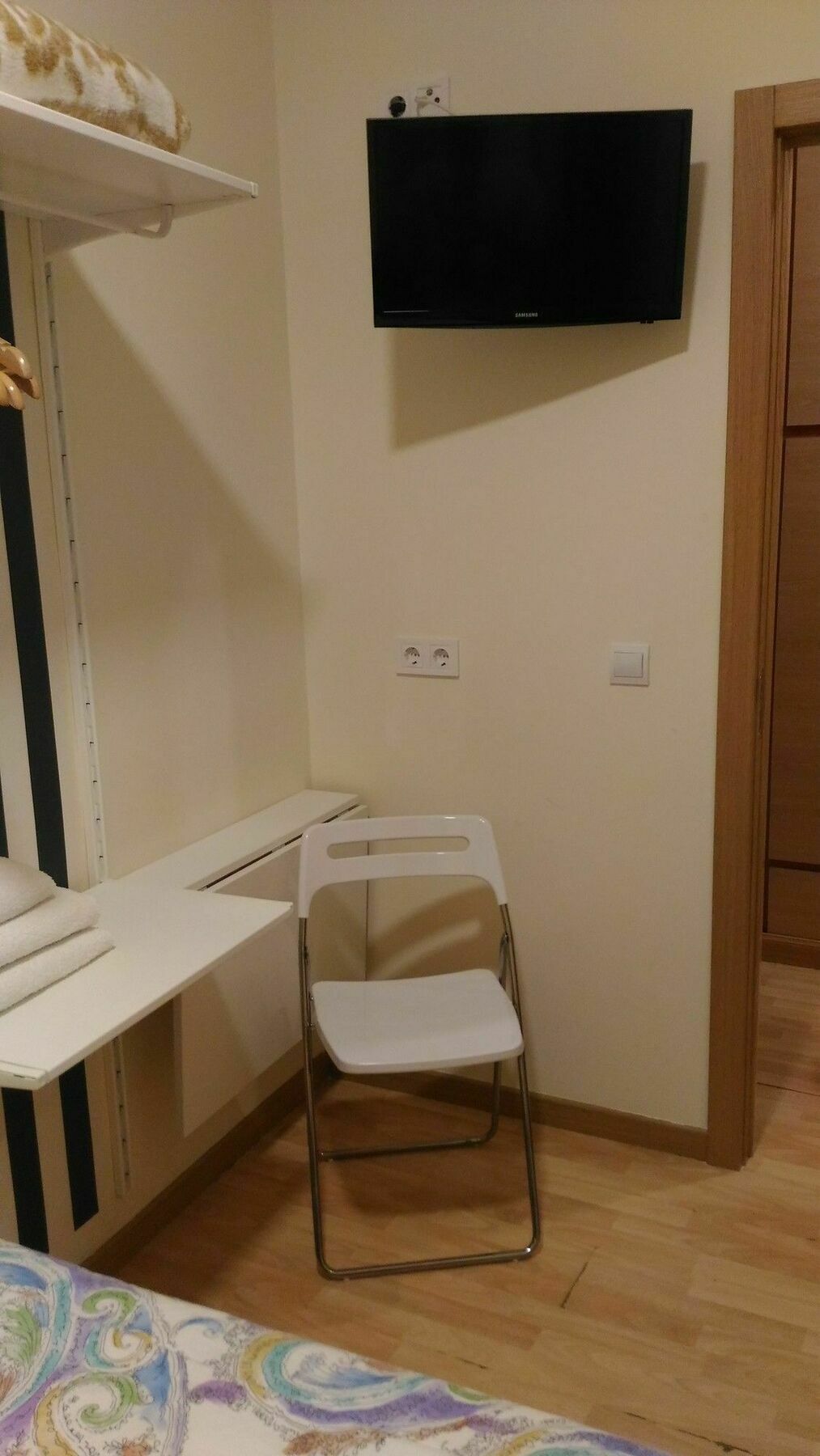 Hostal Jq Madrid 1 Dış mekan fotoğraf
