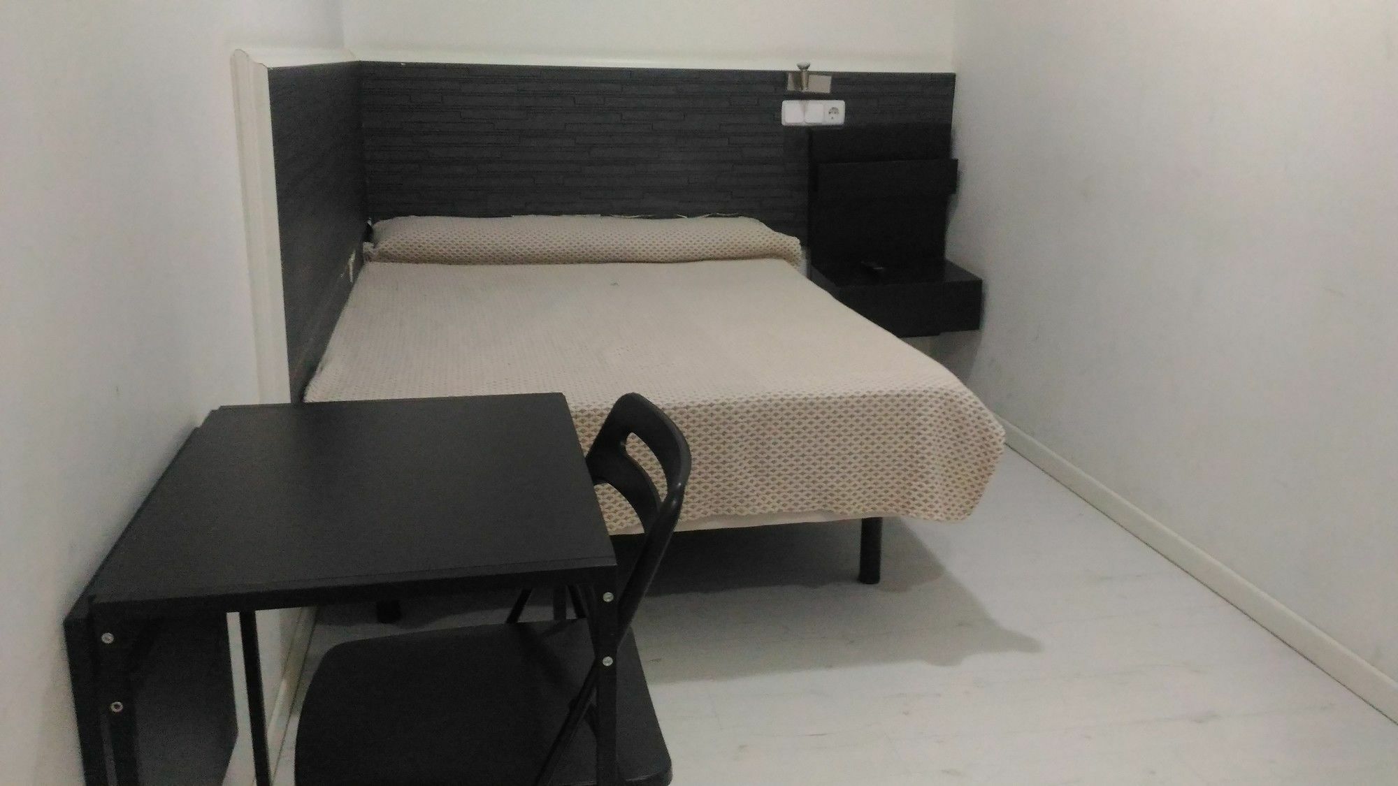 Hostal Jq Madrid 1 Dış mekan fotoğraf